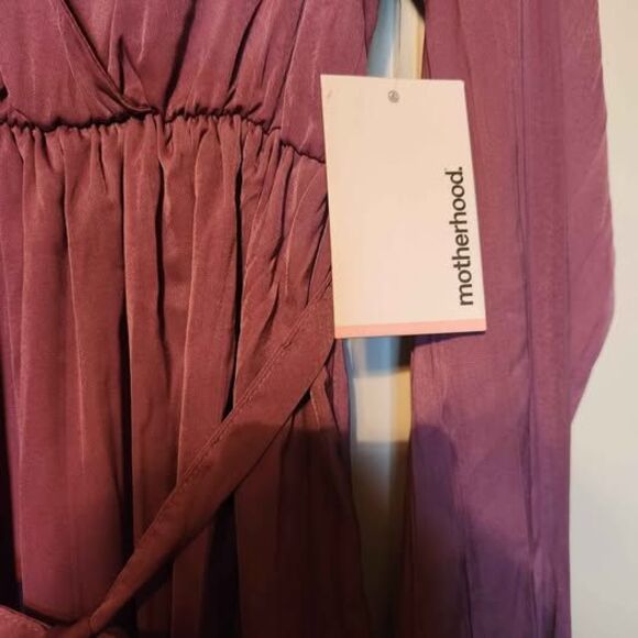 Maternity Mauve Dress Size Medium - Picture 3 of 6